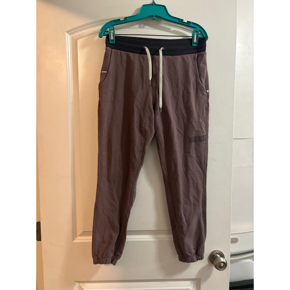 Vuori Performance Jogger Pants Womens Dusty Plum Black Waistband Drawstring